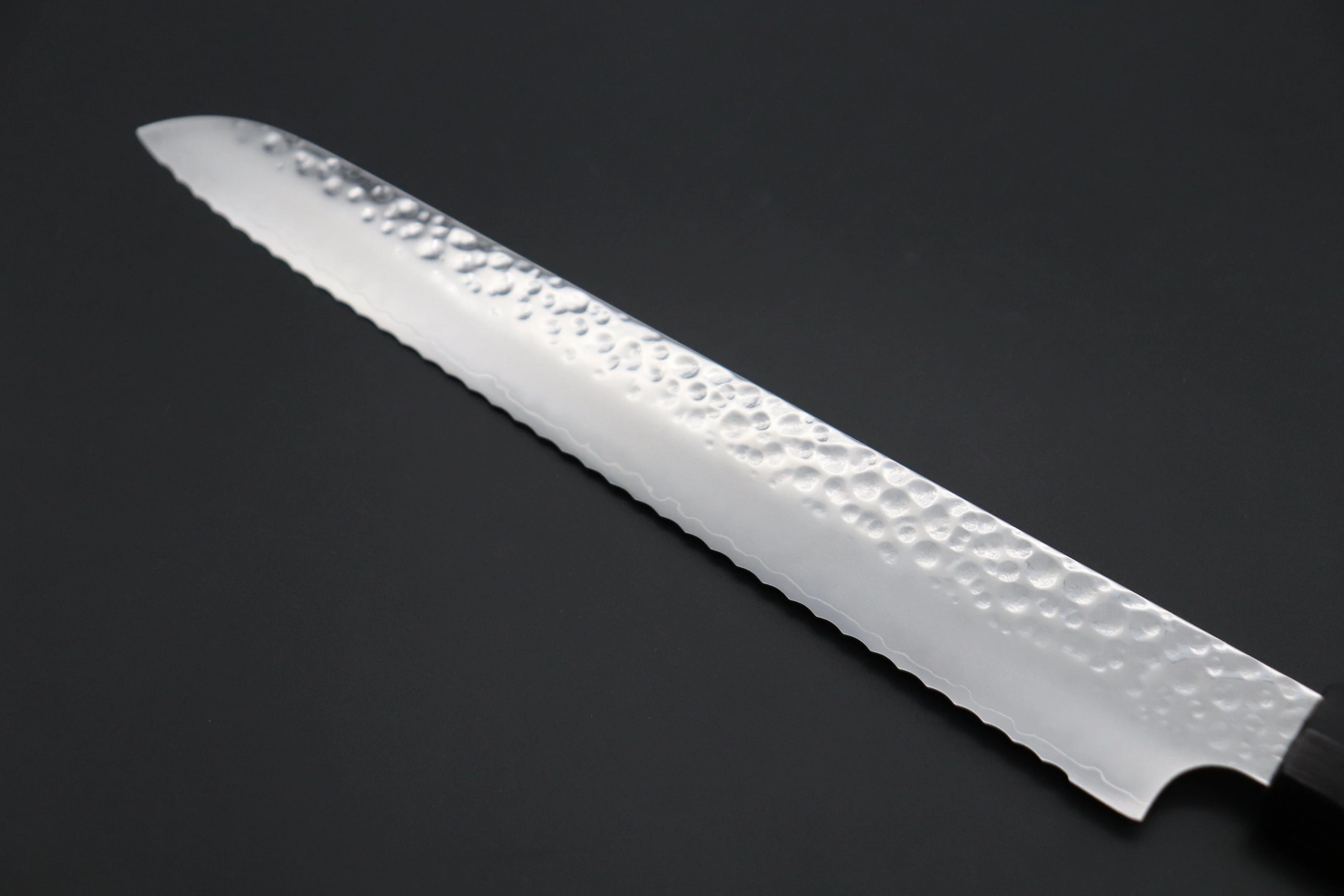 Kanetsugu Classic Hammered Wa Series CHW-4 Bread Knife 210mm (8.2 Inch) - Image 6
