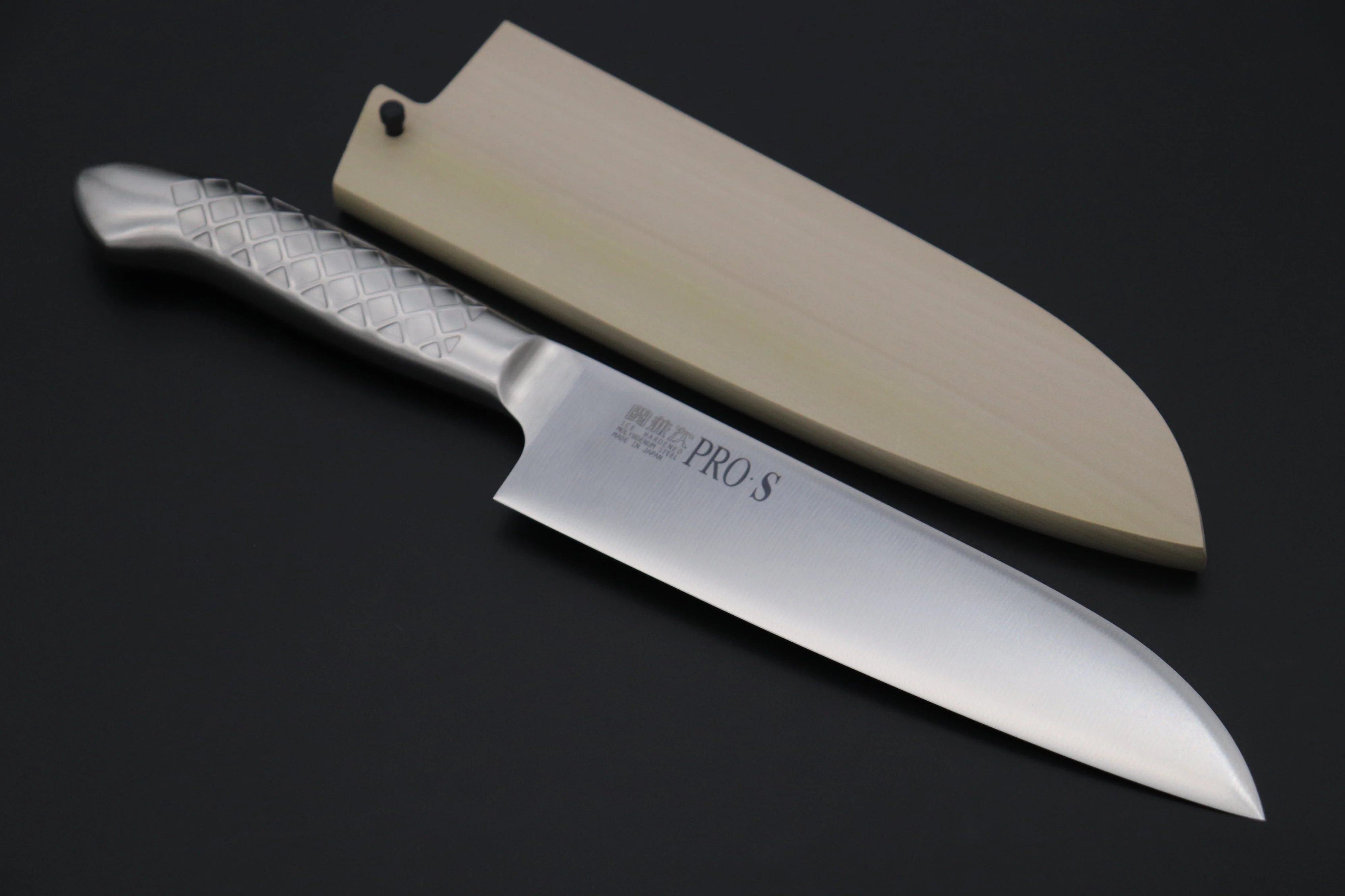 Kanetsugu "Katana Sharpness Set" 2Pcs Knife Set From Pro S Series "PS-01 Petty 120mm (4.7') and PS-03 Santoku 170mm (6.6 inch)" (with Magnolia Wooden Sayas) - Image 3