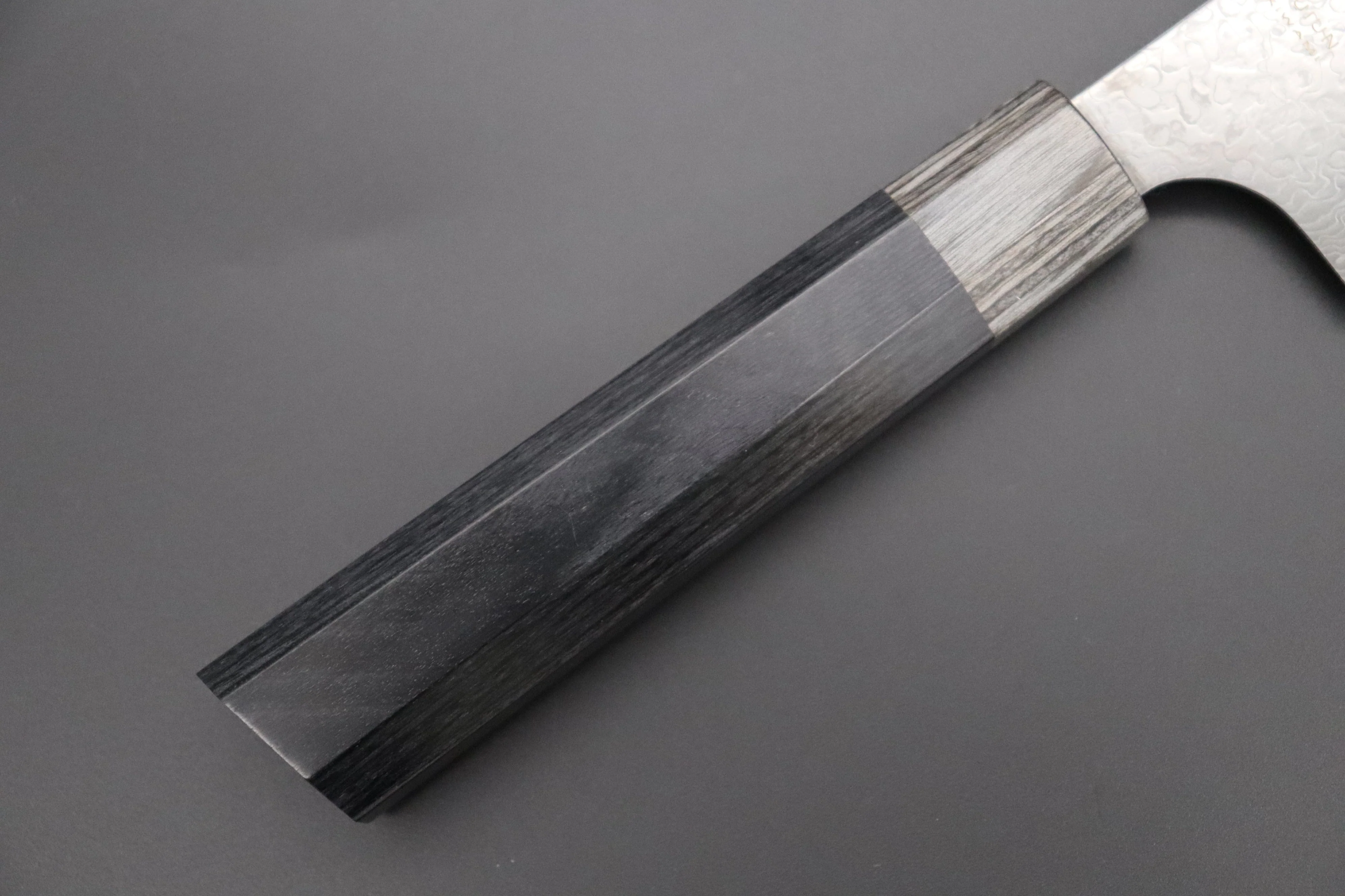 Kanetsugu Zuiun KIWAMI 極 Series R-2 Damascus "DLC Coating" KZD-3極 Kiritsuke (Bunka) 210mm (8.2 Inch) - Image 3