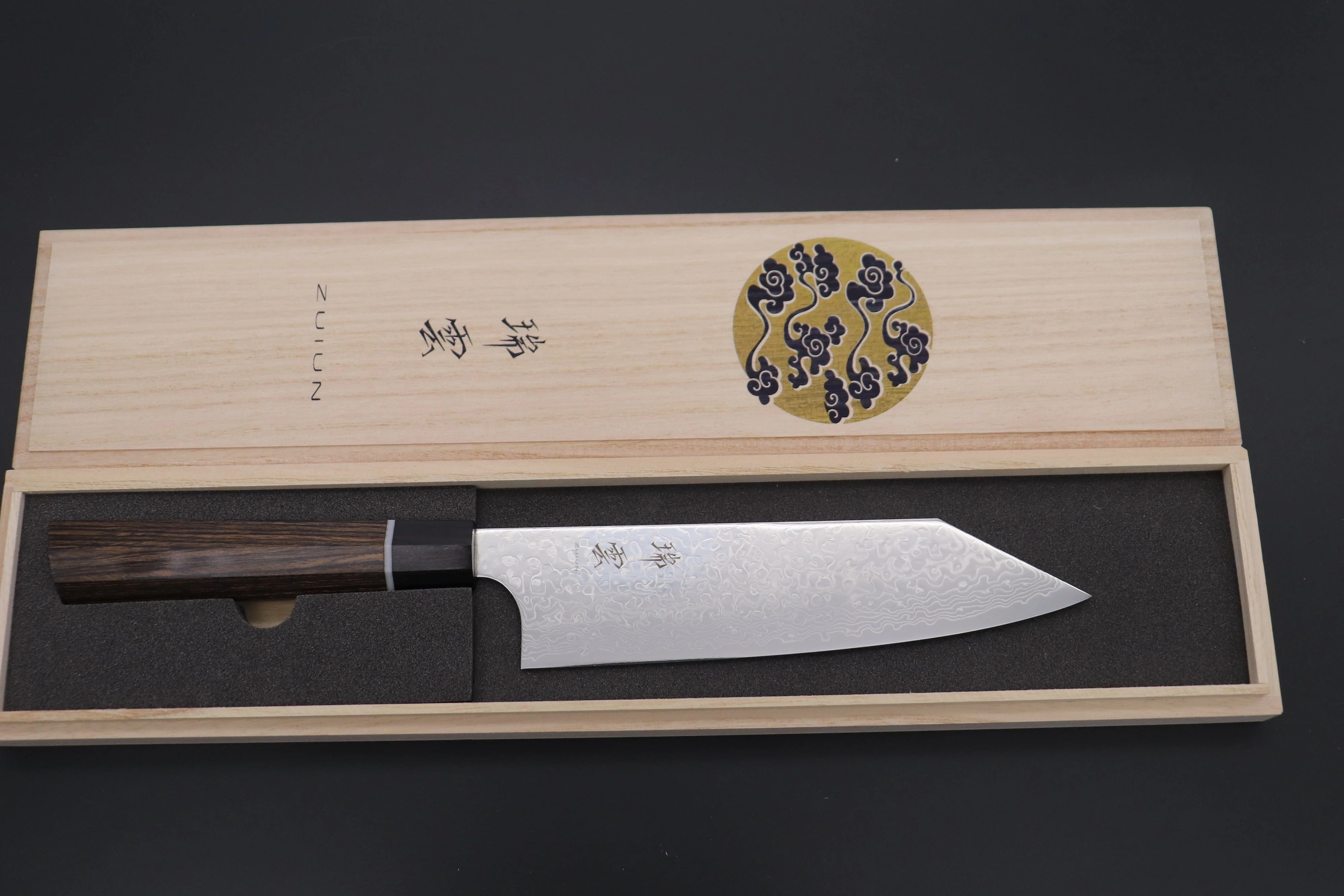 Kanetsugu Zuiun Series R-2 Damascus KZD-2 Bunka (Kiritsuke) 180mm (7 Inch) - Image 7