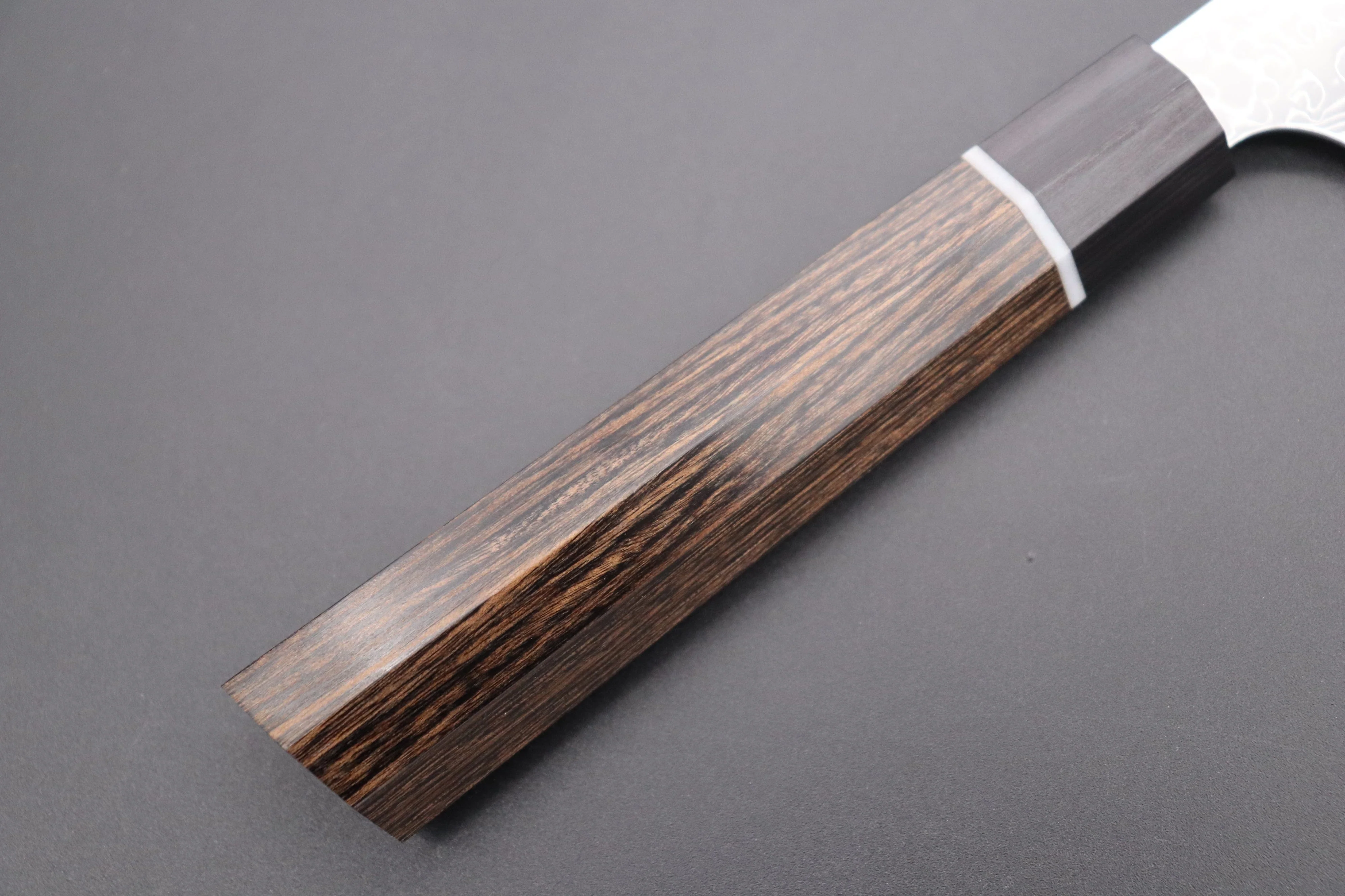 Kanetsugu Zuiun Series R-2 Damascus KZD-4 Kiritsuke Sujihiki 240mm (9.4 Inch) - Image 3