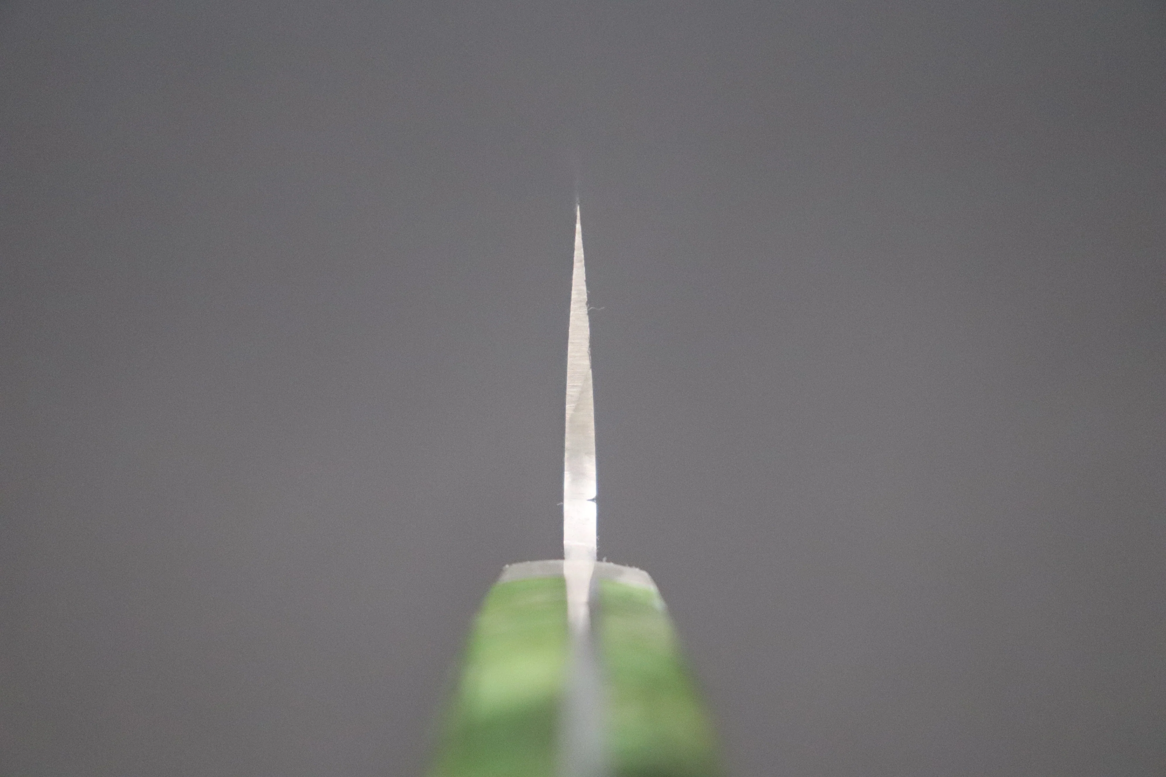 Mr. Itou R-2 Custom Damascus Santoku 180mm (7 inch, Green Color Stabilized Maple Burl Wood Handle, IT-226) - Image 4