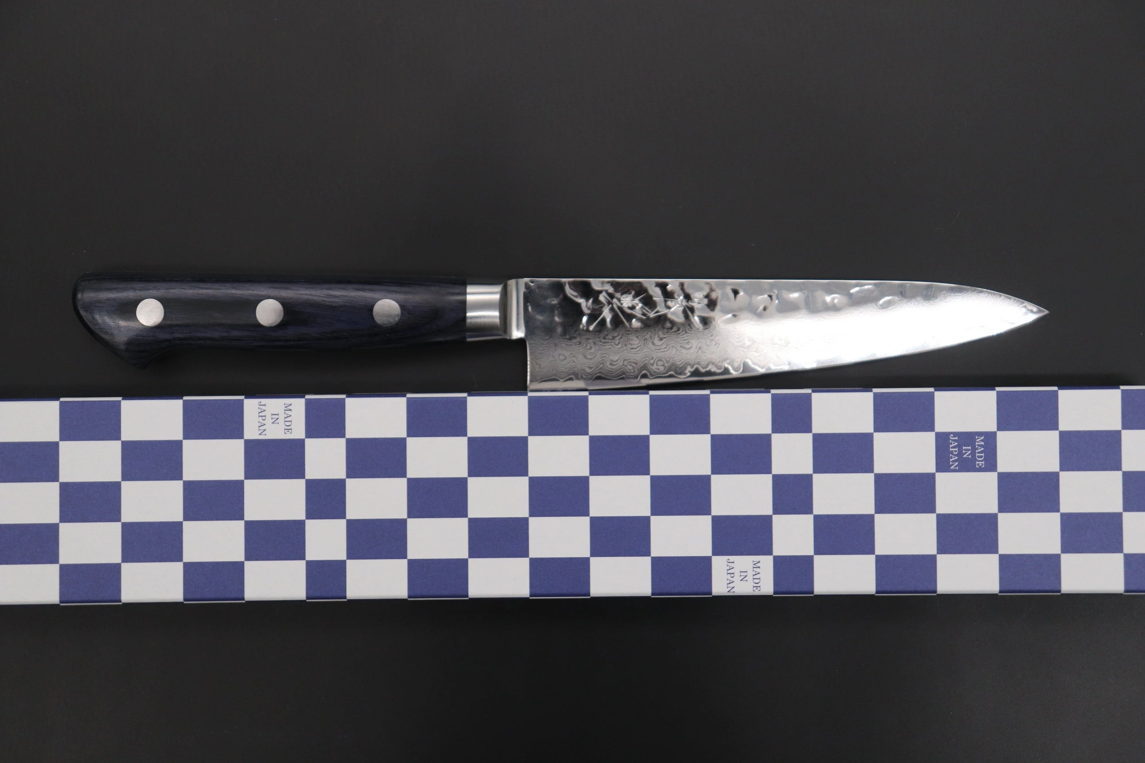 JCK Natures Blue Clouds Series BCDP-1 VG-10 Tsuchime Damascus Petty 135mm (5.3 inch, Royal Blue-Purple Pakka Wood Handle) - Image 9