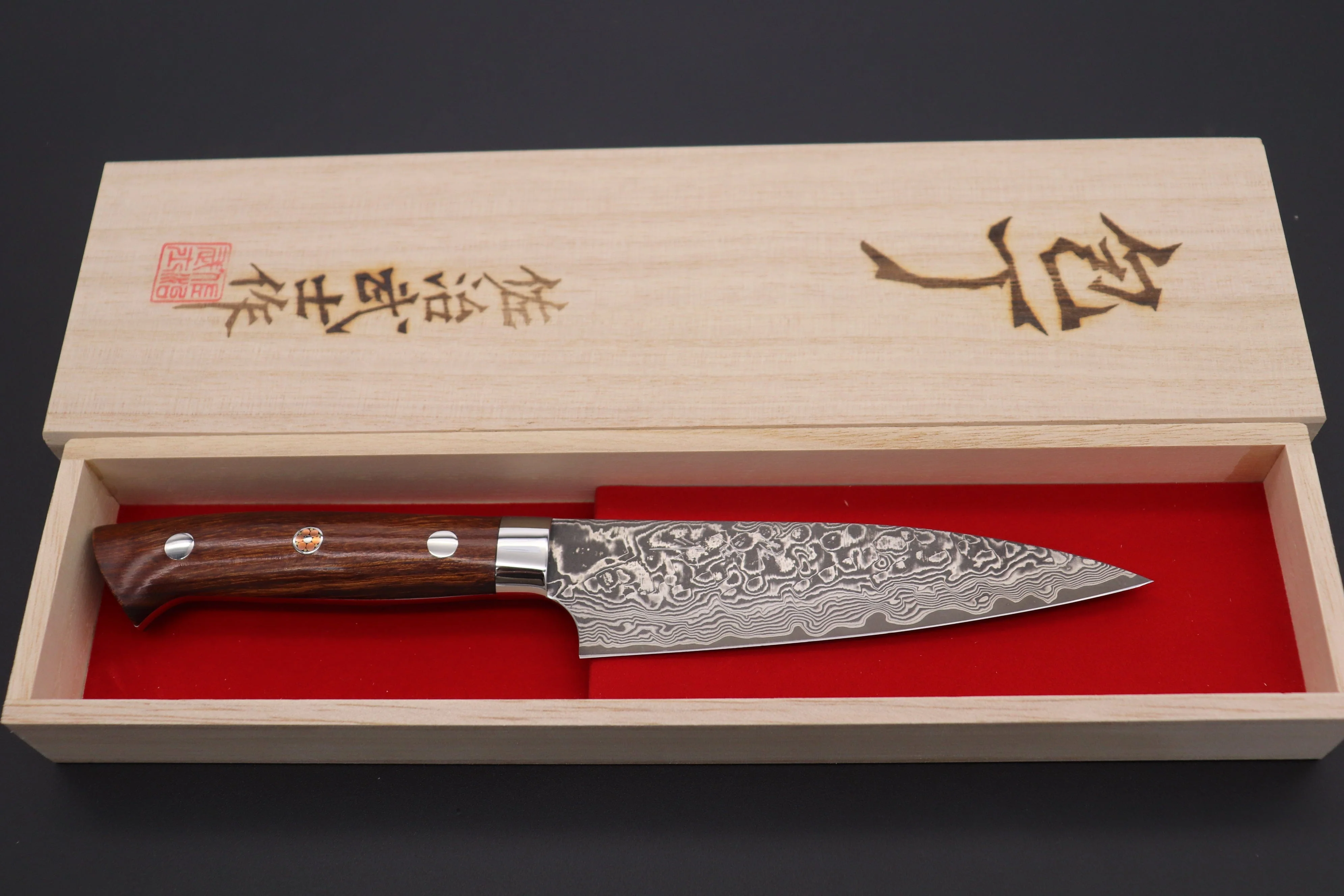 Takeshi Saji R-2 Custom Black Damascus Wild Series Petty (135mm and 150mm, Ironwood Handle) - Image 8