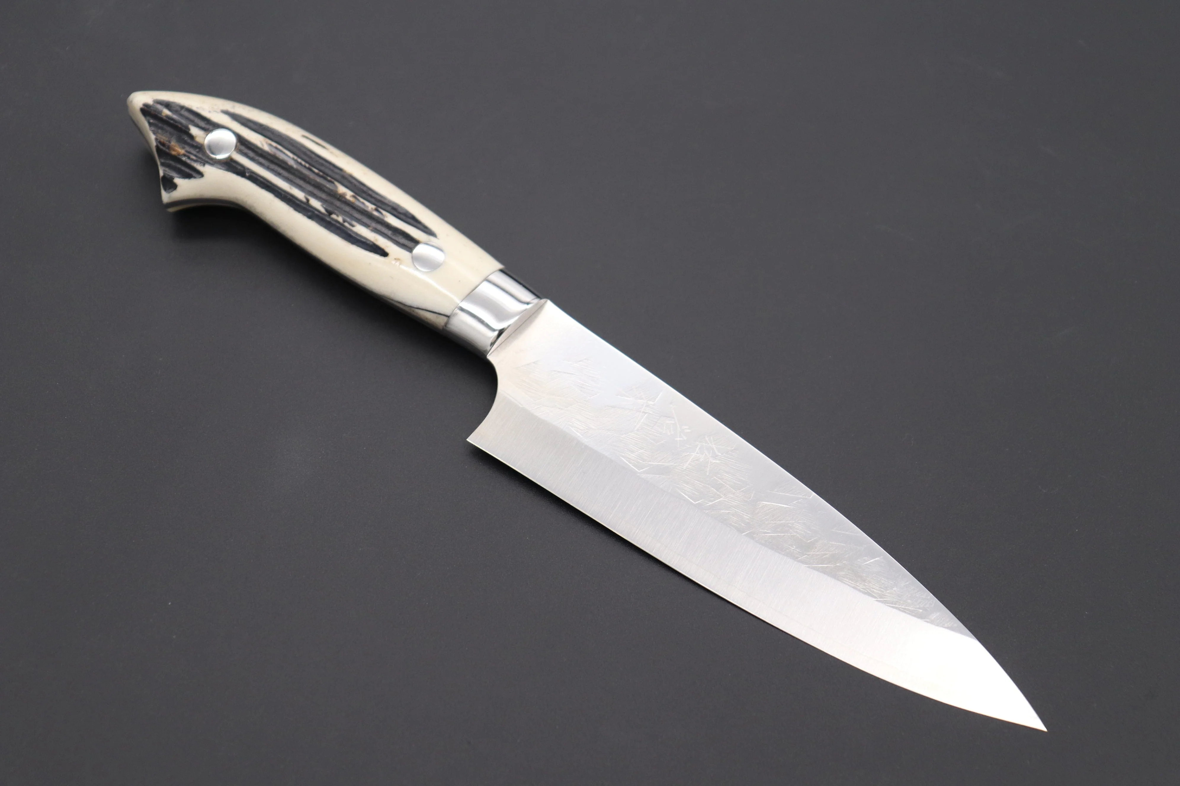 Takeshi Saji SRS-13 Hammer Forged, Custom Handmade Handle Series "Designed By Nomura" Petty 135mm (5.3 inch, Stag Bone Handle)