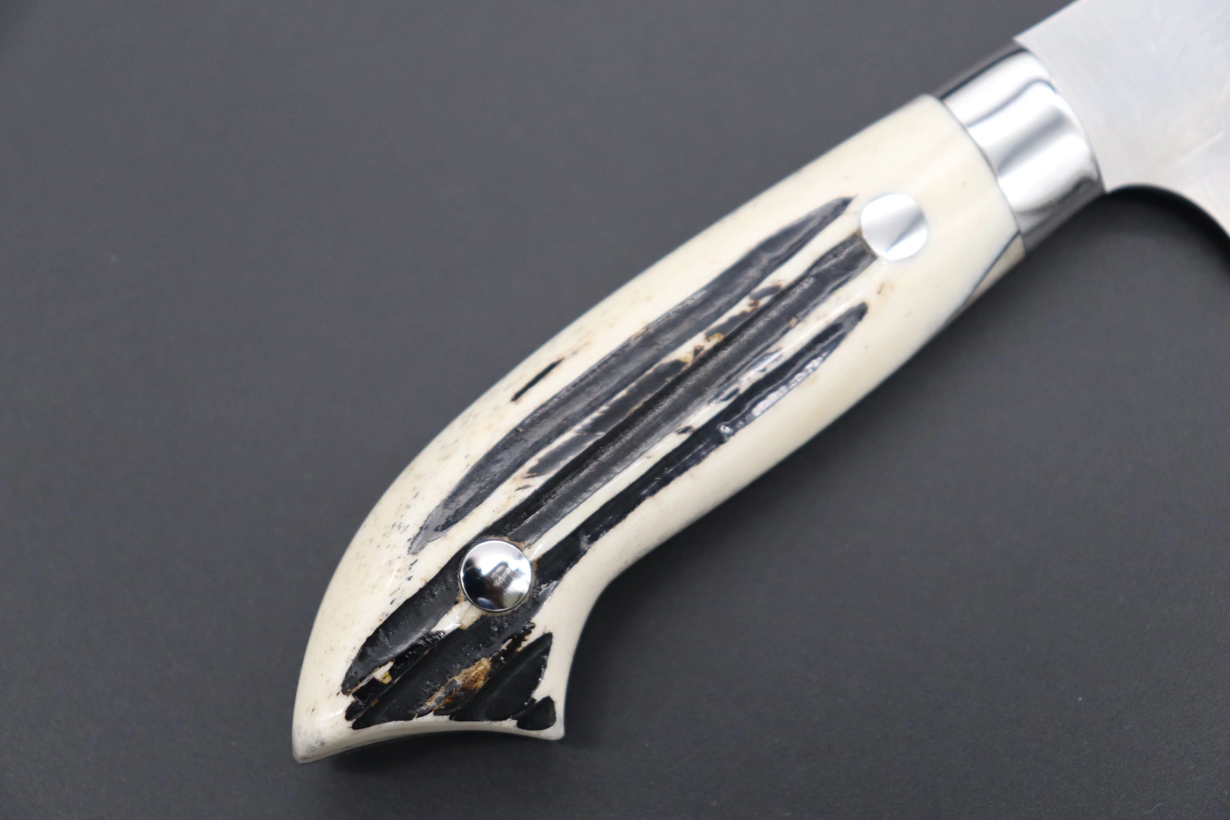 Takeshi Saji SRS-13 Hammer Forged, Custom Handmade Handle Series "Designed By Nomura" Petty 135mm (5.3 inch, Stag Bone Handle) - Image 3
