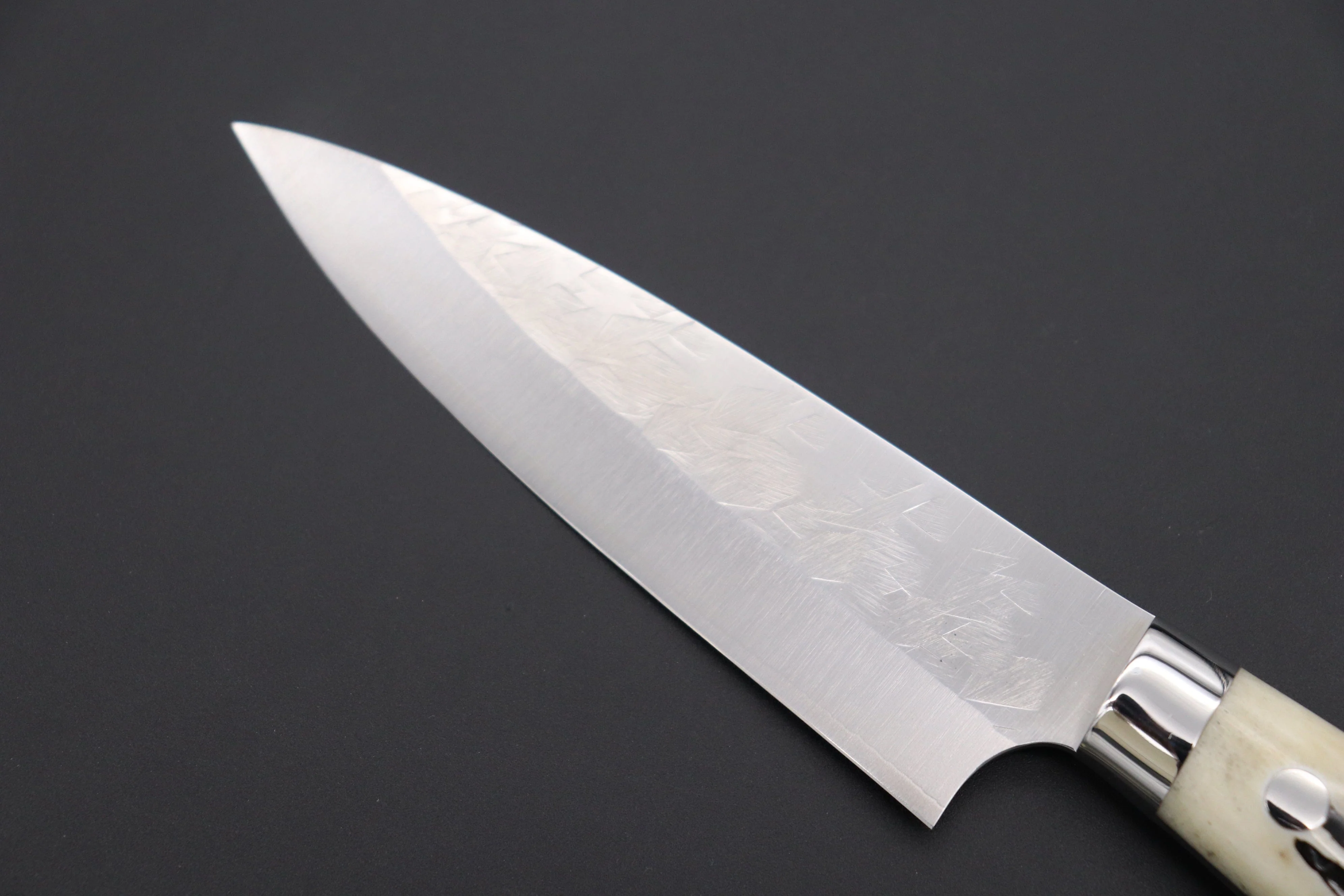 Takeshi Saji SRS-13 Hammer Forged, Custom Handmade Handle Series "Designed By Nomura" Petty 135mm (5.3 inch, Stag Bone Handle) - Image 6