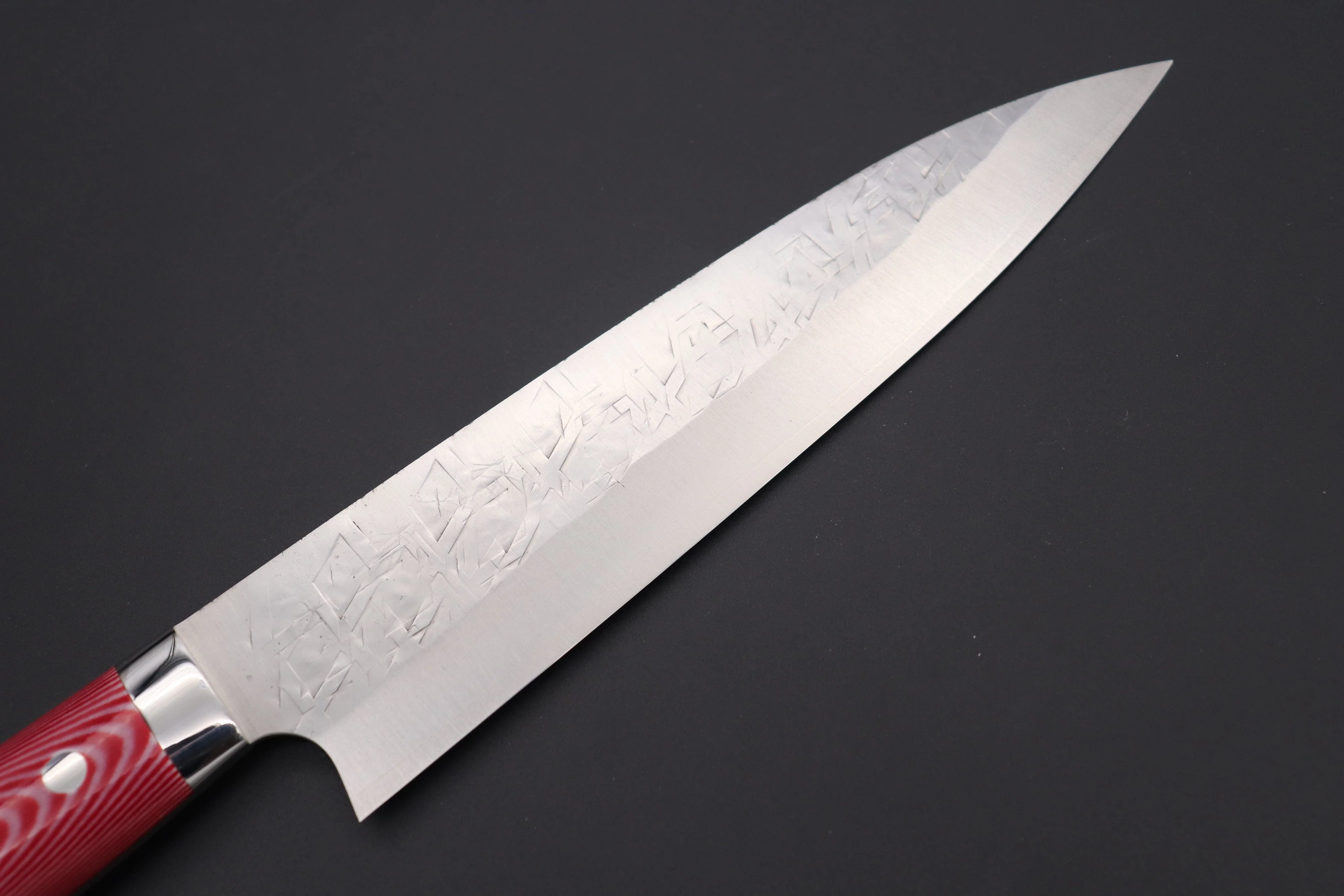 Takeshi Saji SRS-13 Hammer Forged, Custom Handmade Handle Series Gyuto (180mm and 240mm, 3 Sizes, Red & White Linen Micarta Handle) - Image 2