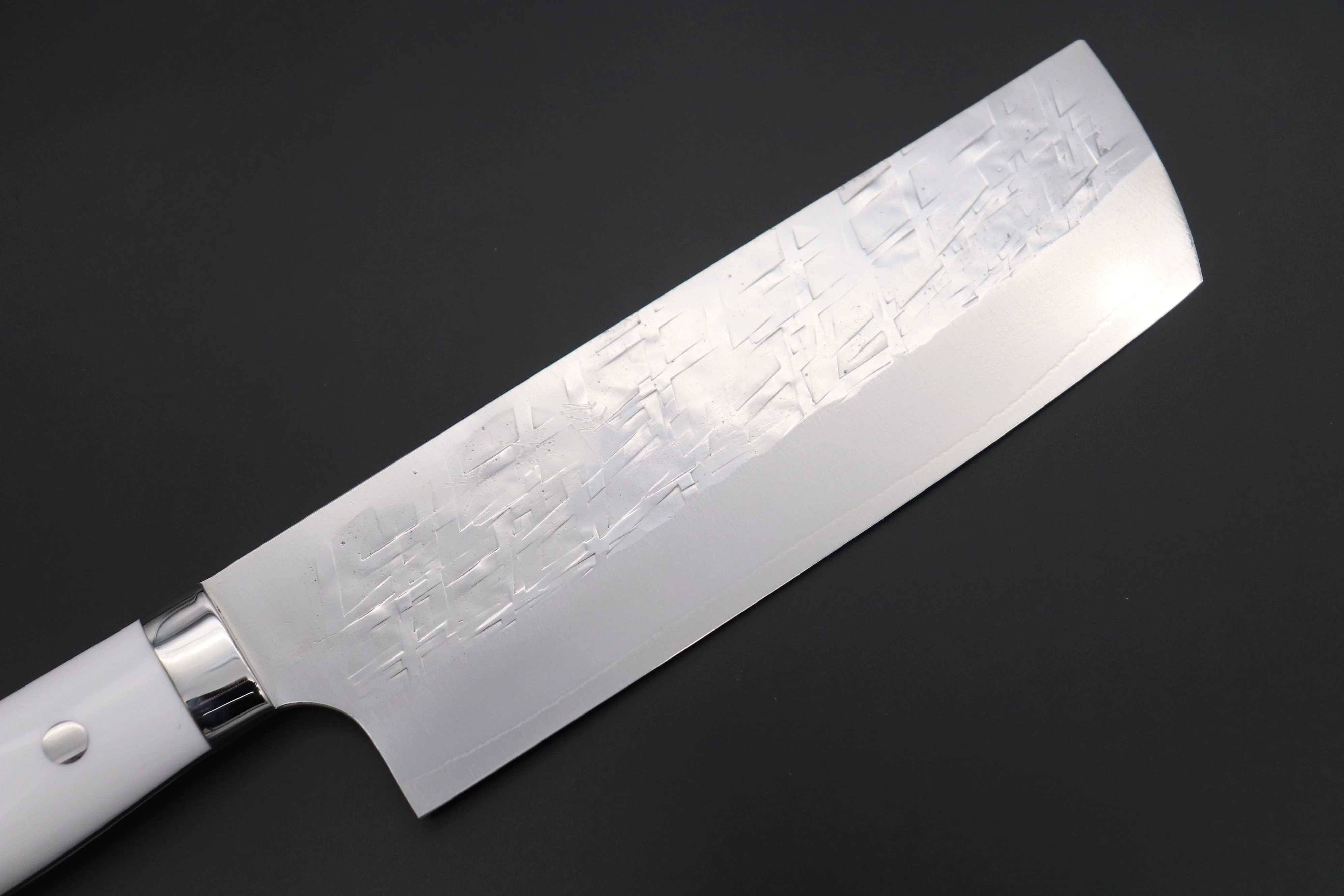 Takeshi Saji SRS-13 Hammer Forged, Custom Handmade Handle Series Nakiri 165mm (6.4 inch, White Corian Handle) - Image 2