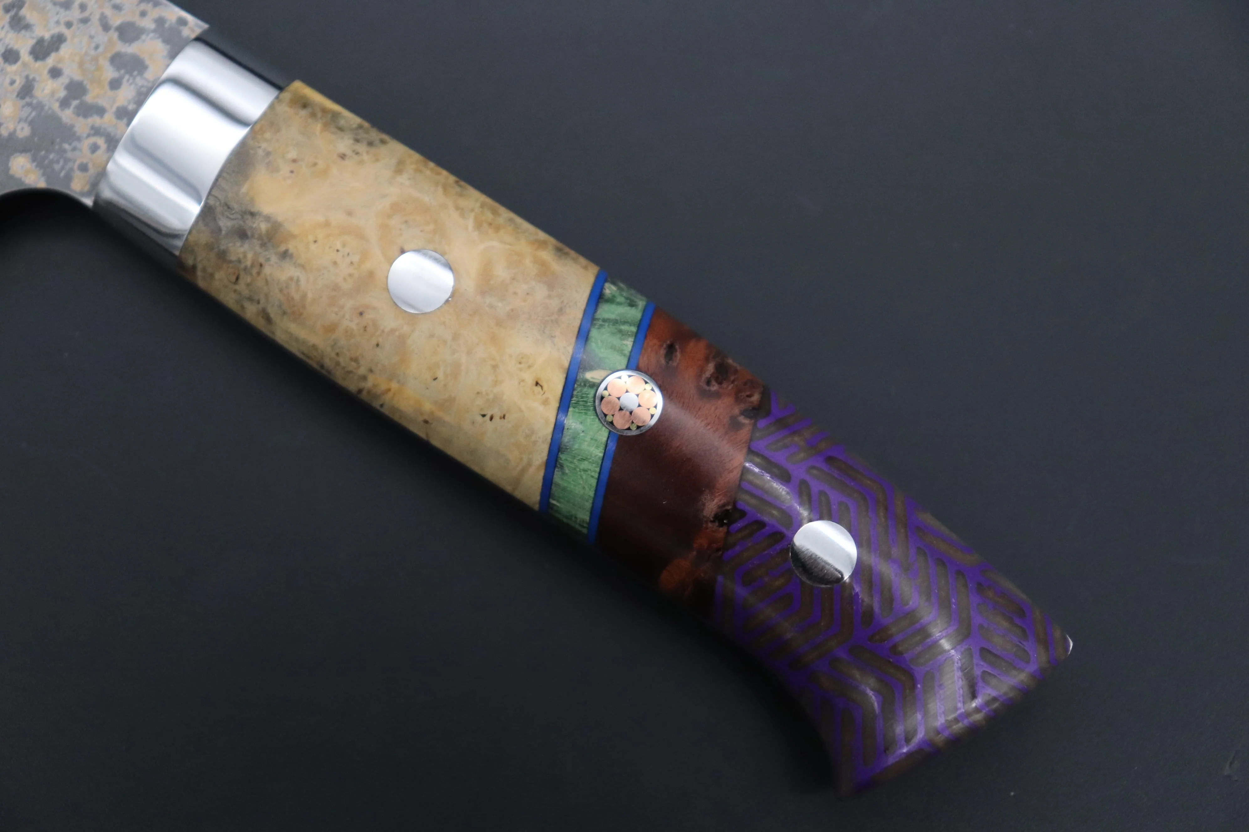 Takeshi Saji SUMMIT ― Limited Edition Custom Series  SMT-1153 VG-10W Multi-Colored Golden-Rainbow Damascus Nakiri 165mm (6.4 Inch) - Image 7